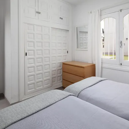Bright Spacious 1 Bed Apartman
