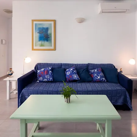Bright Spacious 1 Bed *