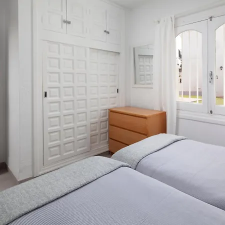 Lejlighed Bright Spacious 1 Bed